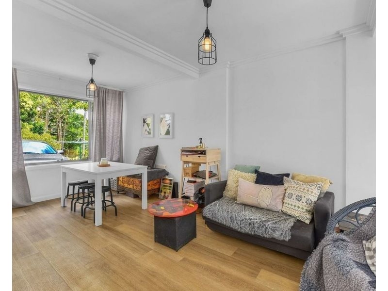 27 Garden Terrace, Newmarket QLD 4051