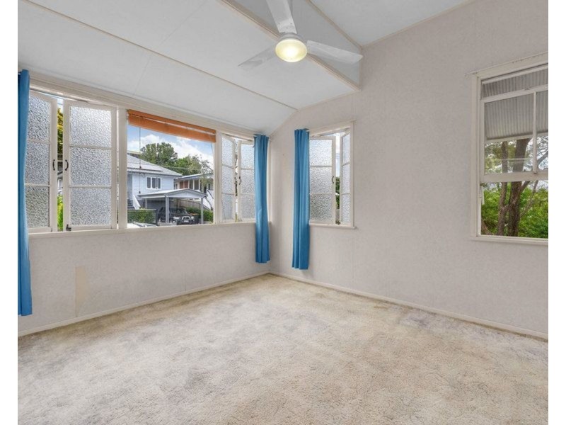 27 Garden Terrace, Newmarket QLD 4051