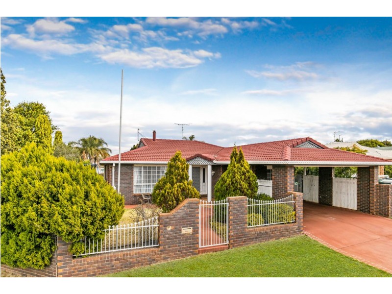 19 Fern Drive, Kearneys Spring QLD 4350