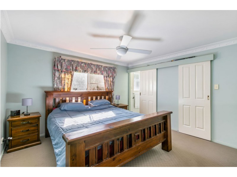 19 Fern Drive, Kearneys Spring QLD 4350