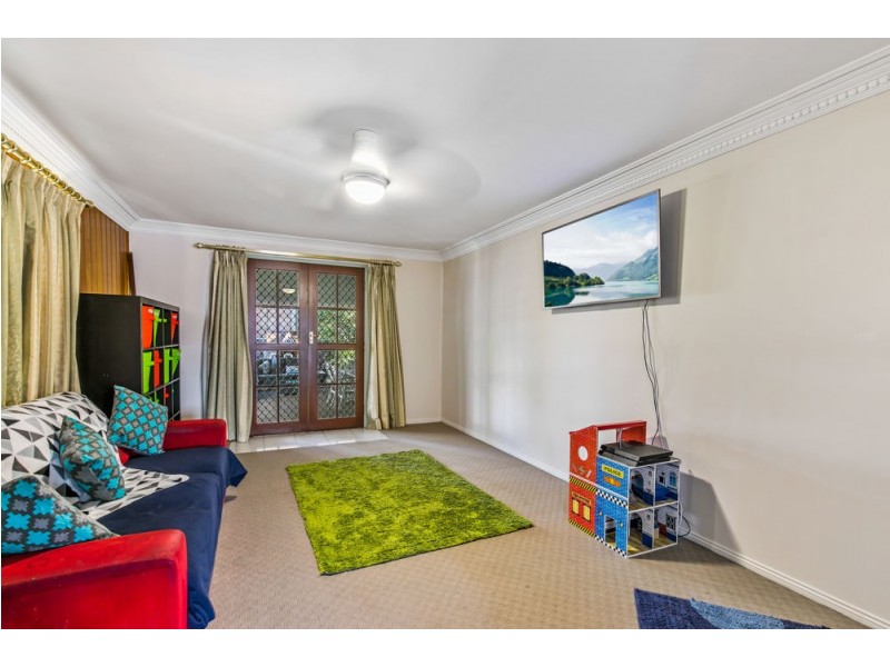 19 Fern Drive, Kearneys Spring QLD 4350