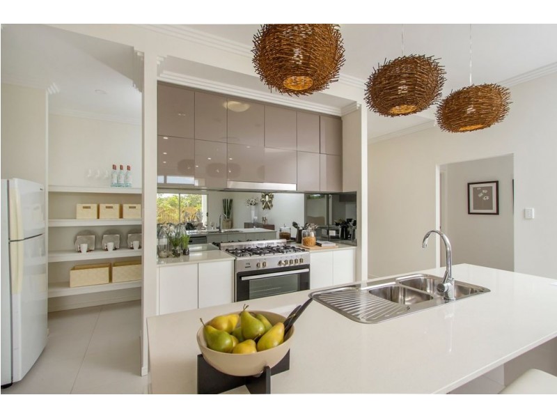 11 Seawater Street, Thornlands QLD 4164