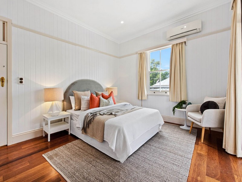 20 Harman Street, Manly QLD 4179