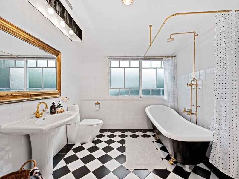 20 Harman Street, Manly QLD 4179