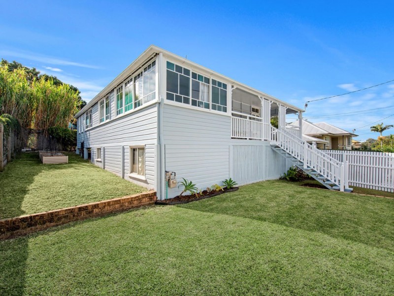 20 Harman Street, Manly QLD 4179