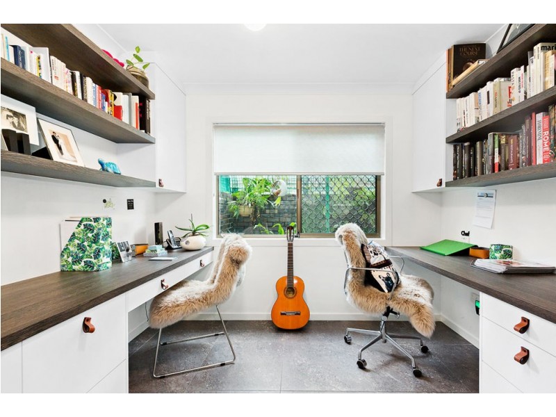 139 Redwood Street, Stafford Heights QLD 4053