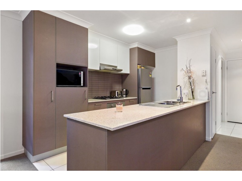 20/2 Jefferson Court, Upper Coomera QLD 4209