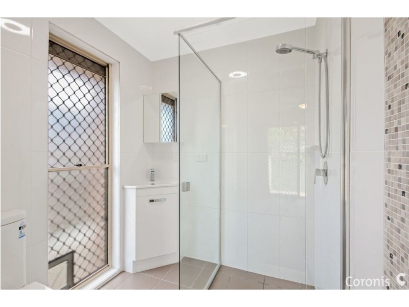 33 Chowchilla Street, Albany Creek QLD 4035