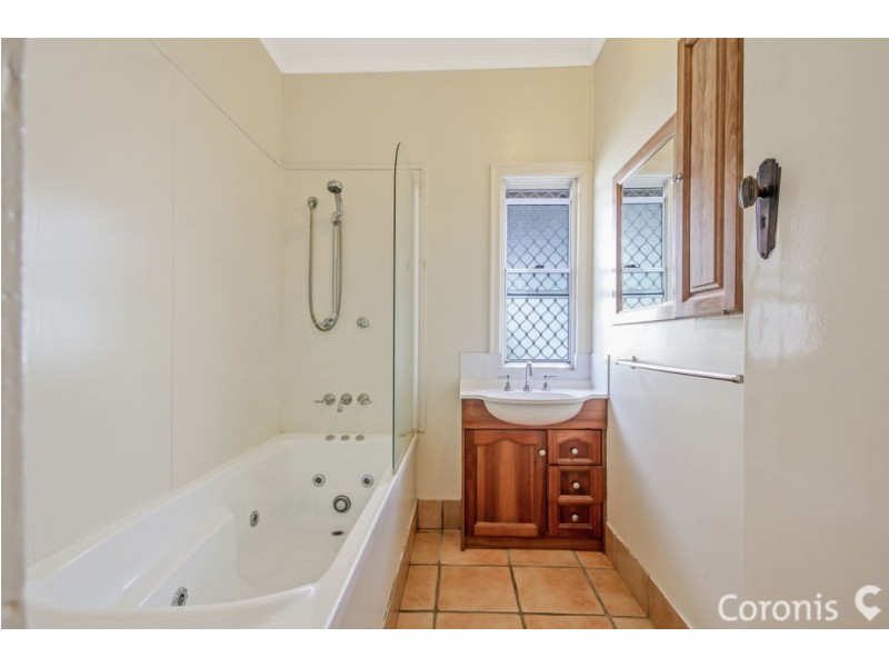 22 Roderick Street, Wavell Heights QLD 4012