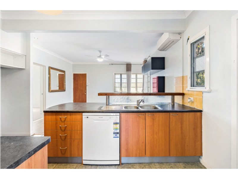250 Hamilton Road, Chermside QLD 4032