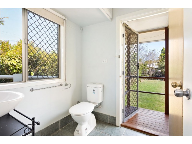 250 Hamilton Road, Chermside QLD 4032