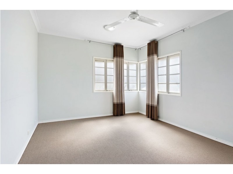 250 Hamilton Road, Chermside QLD 4032