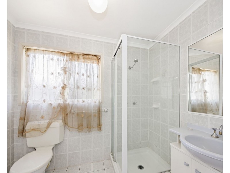 27 Almavale Street, Carindale QLD 4152