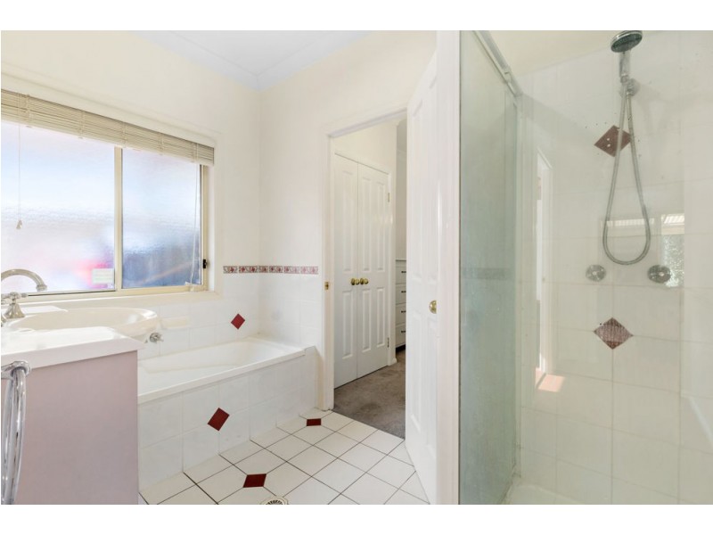 45 Centennial Way, Forest Lake QLD 4078