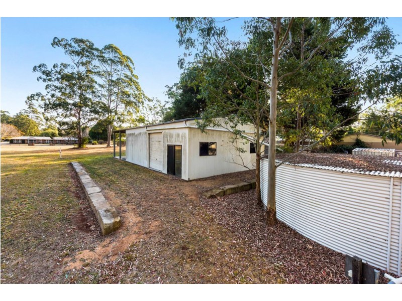 22 Highfields Road, Highfields QLD 4352