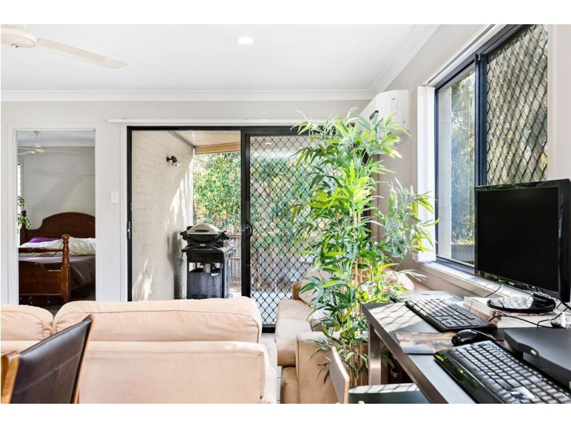 59 Friend Street, Wakerley QLD 4154