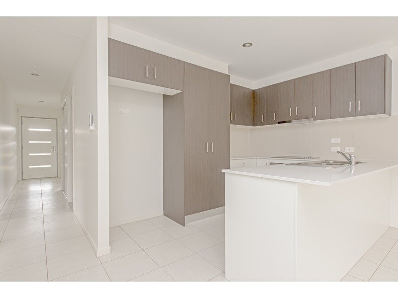 2/13 Parkview Drive, Glenvale QLD 4350