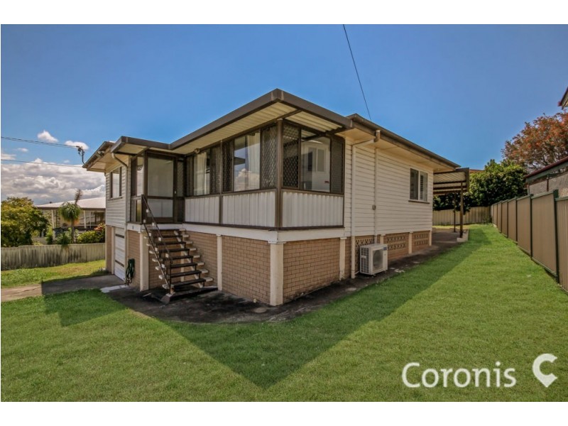 8 Banoon Drive, Wynnum QLD 4178