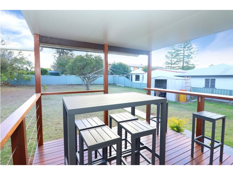 1 Jean Street, Harristown QLD 4350