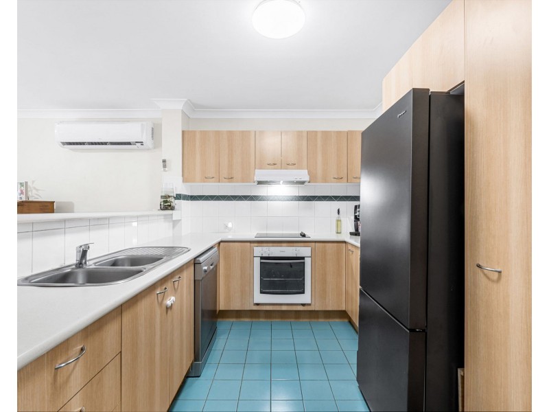 26 Camille Crescent, Wynnum West QLD 4178