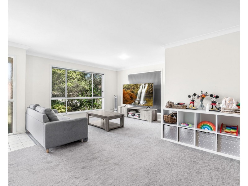 26 Camille Crescent, Wynnum West QLD 4178