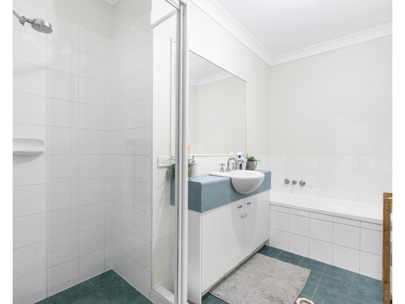 26 Camille Crescent, Wynnum West QLD 4178