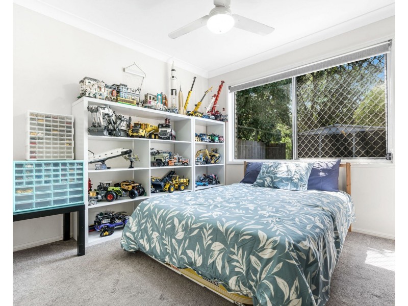 26 Camille Crescent, Wynnum West QLD 4178
