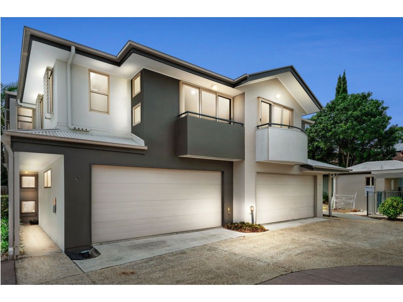 5/32-34 Margaret Street, Southport QLD 4215