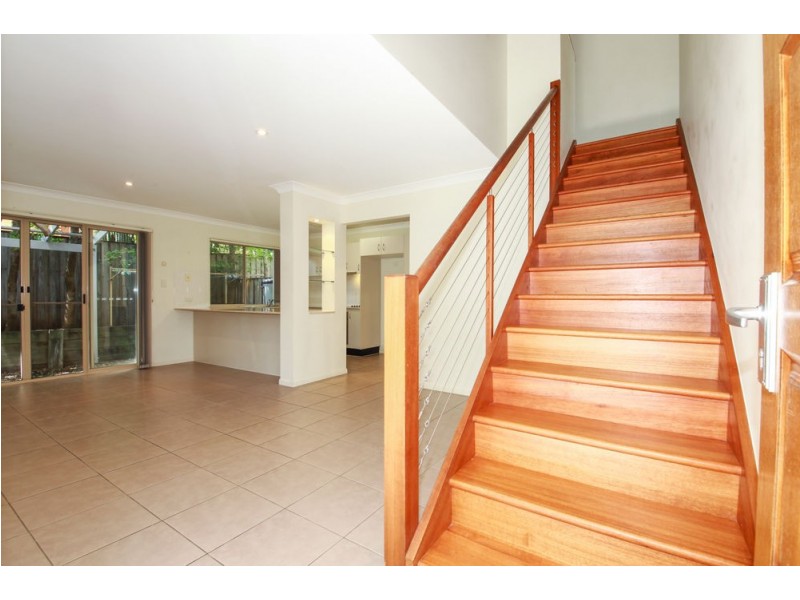 5/32-34 Margaret Street, Southport QLD 4215