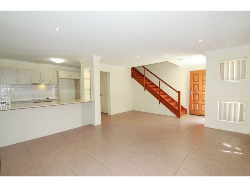 5/32-34 Margaret Street, Southport QLD 4215