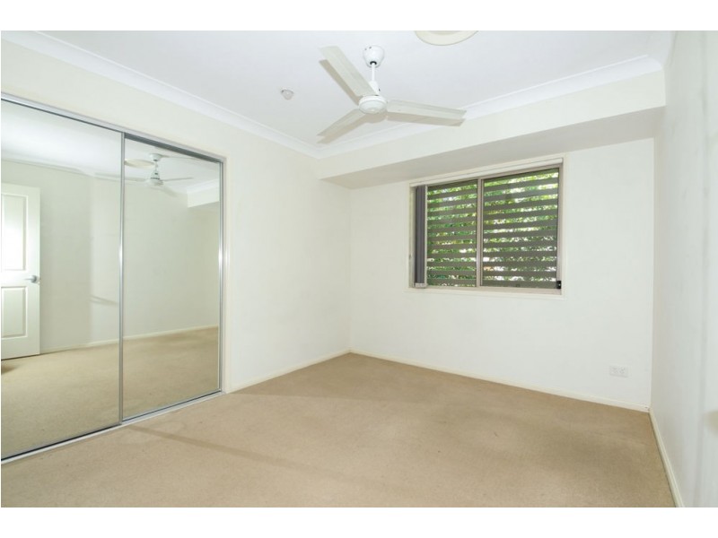 5/32-34 Margaret Street, Southport QLD 4215