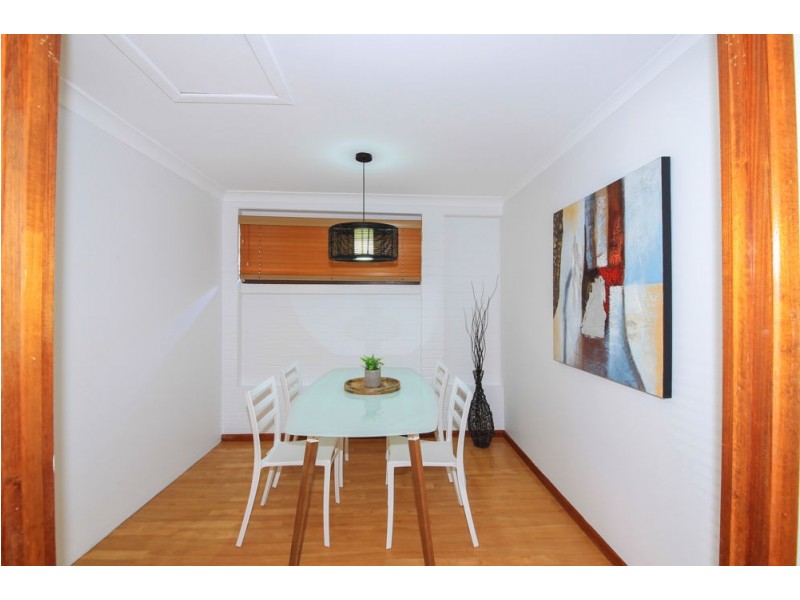 39 Mitchell Avenue, Molendinar QLD 4214