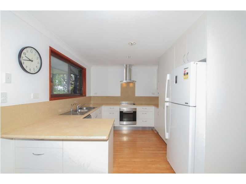 39 Mitchell Avenue, Molendinar QLD 4214