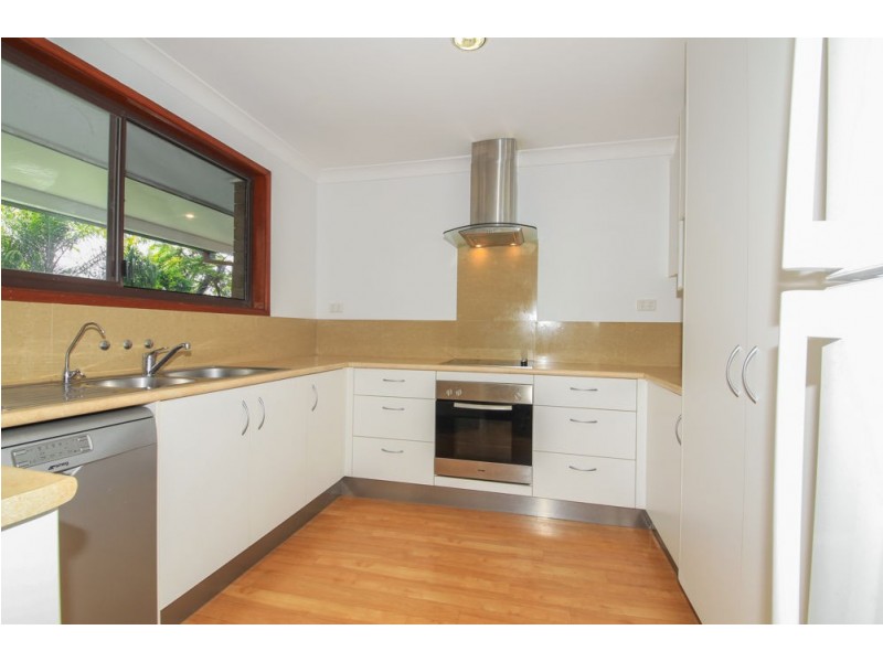39 Mitchell Avenue, Molendinar QLD 4214