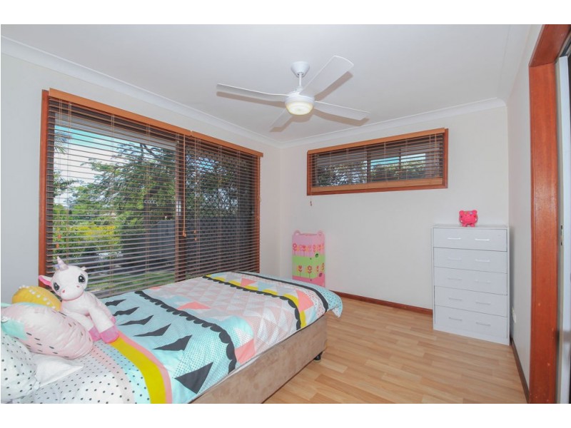 39 Mitchell Avenue, Molendinar QLD 4214