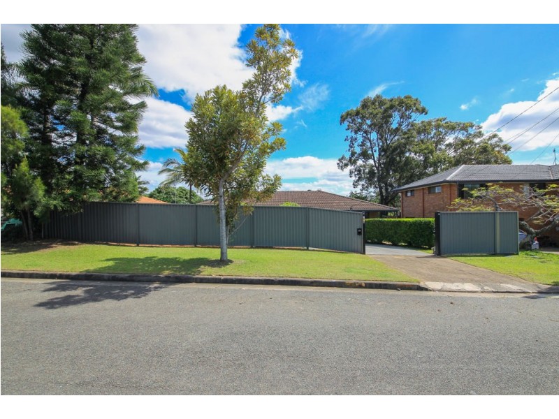 39 Mitchell Avenue, Molendinar QLD 4214