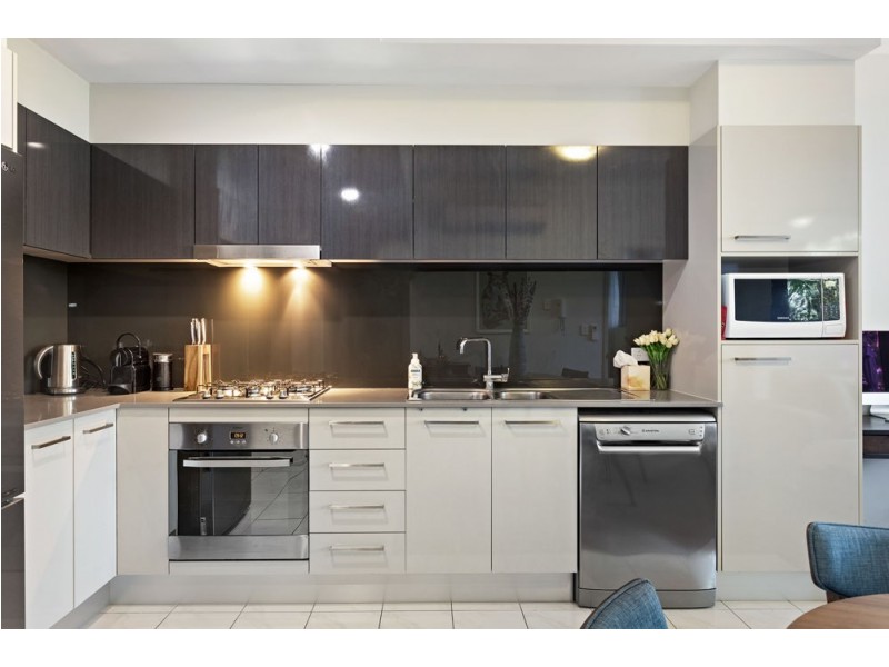 2/31 Agnes Street, Albion QLD 4010