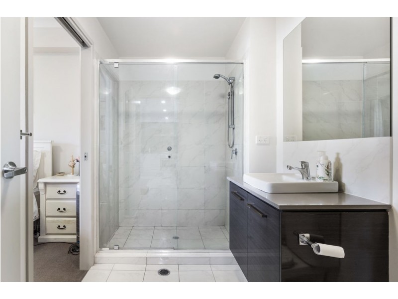 2/31 Agnes Street, Albion QLD 4010