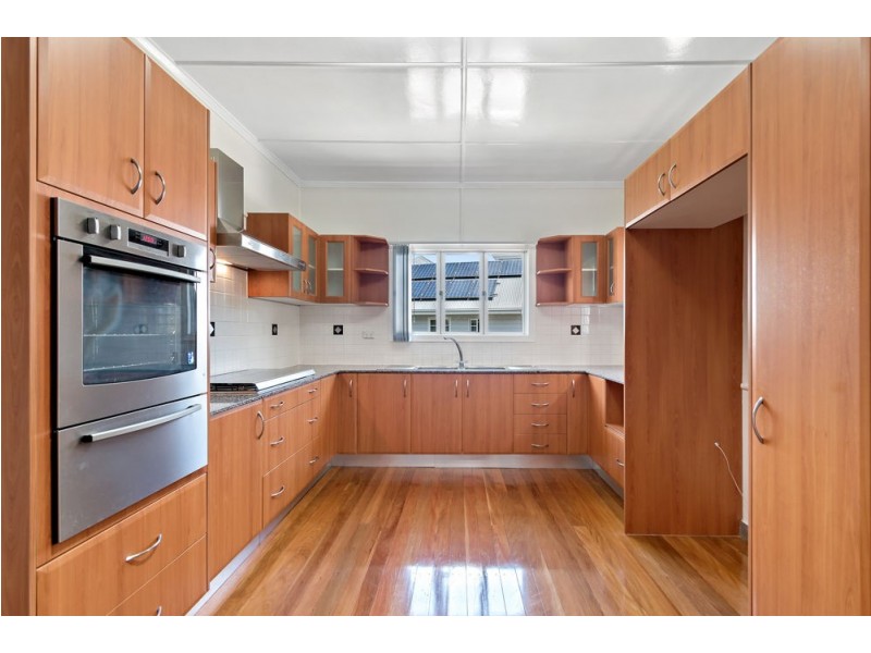 61 Grevillea Road, Ashgrove QLD 4060