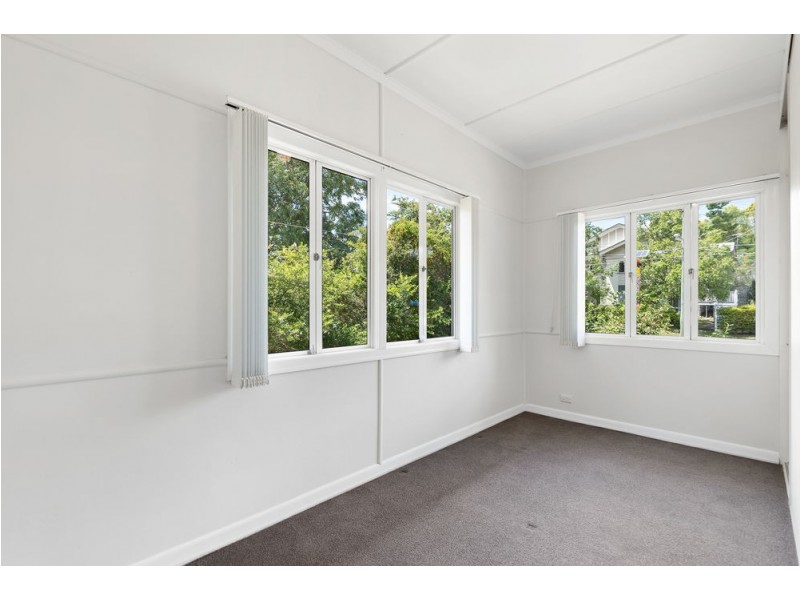 61 Grevillea Road, Ashgrove QLD 4060