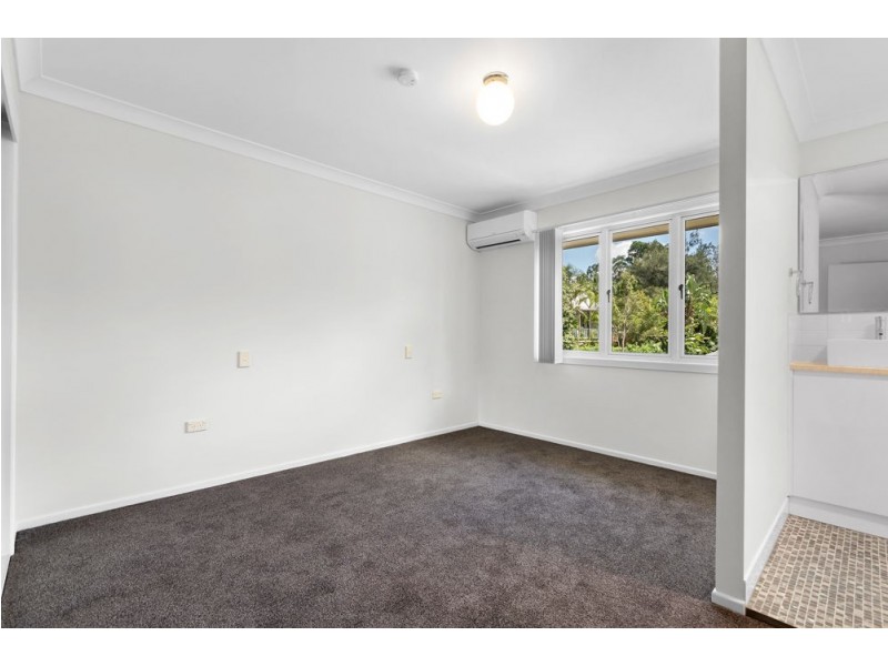 61 Grevillea Road, Ashgrove QLD 4060