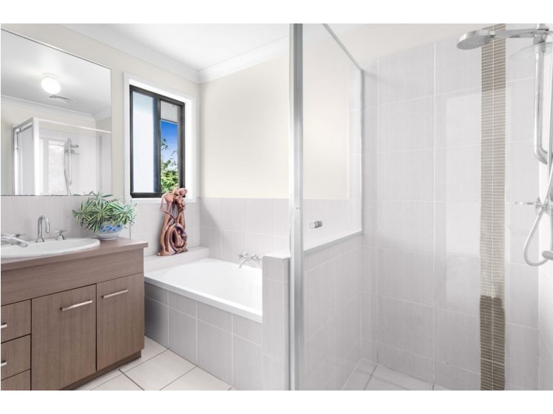 61 Macaranga Crescent, Carseldine QLD 4034