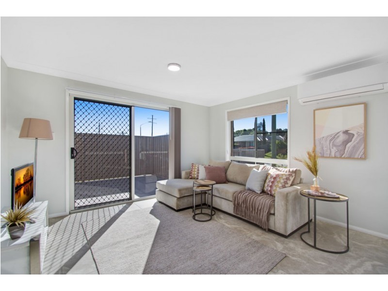 1&2 /162 North Street, North Toowoomba QLD 4350