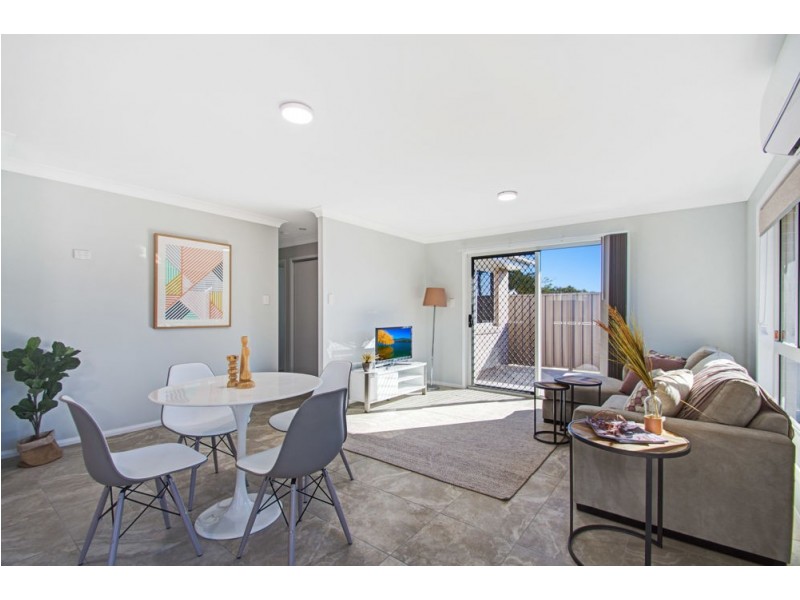 1&2 /162 North Street, North Toowoomba QLD 4350