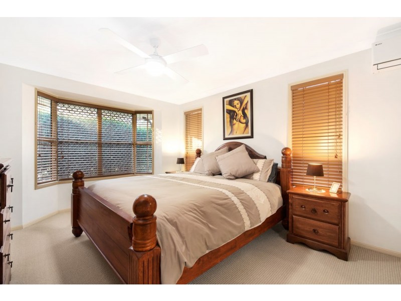 49 Oxford Crescent, Bridgeman Downs QLD 4035