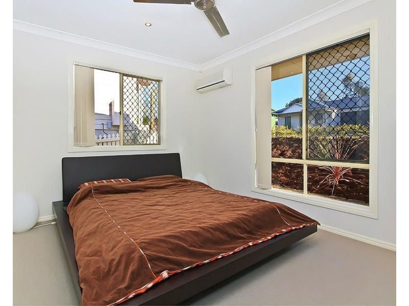 24 Esperance Crescent, Springfield Lakes QLD 4300