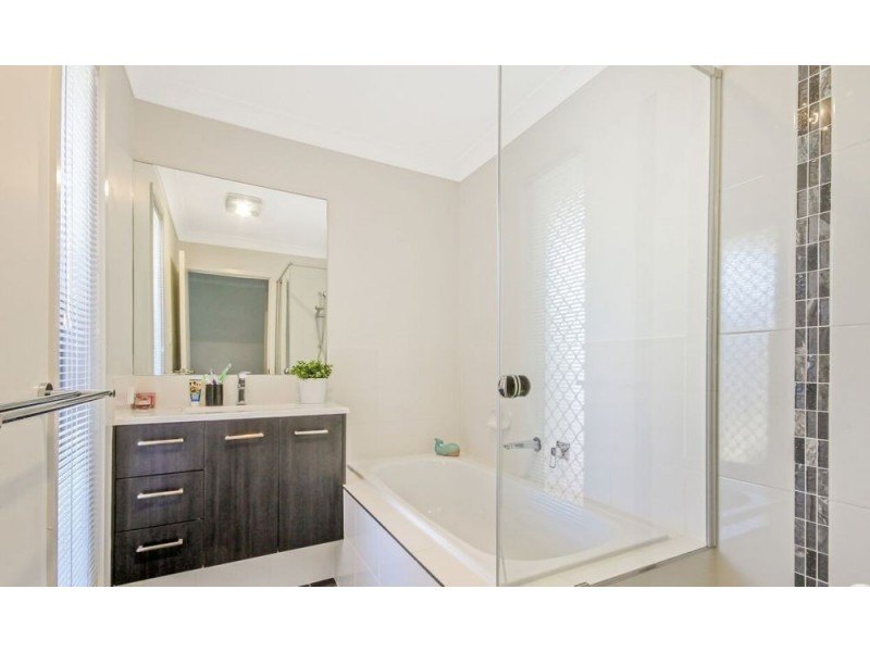 48 Cardwell Circuit, Thornlands QLD 4164