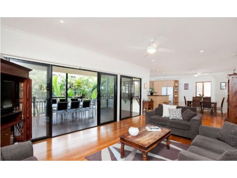 72 Dorrington Drive, Ashgrove QLD 4060