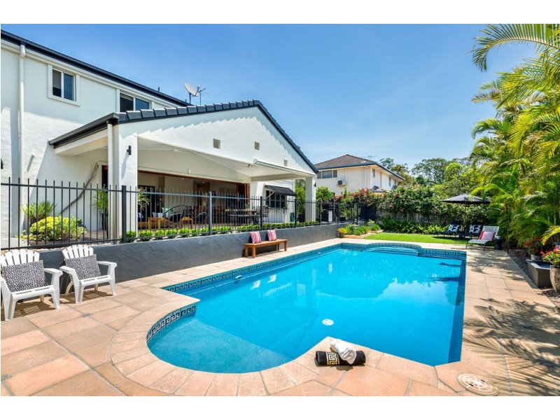 49 Halleys Crescent, Bridgeman Downs QLD 4035