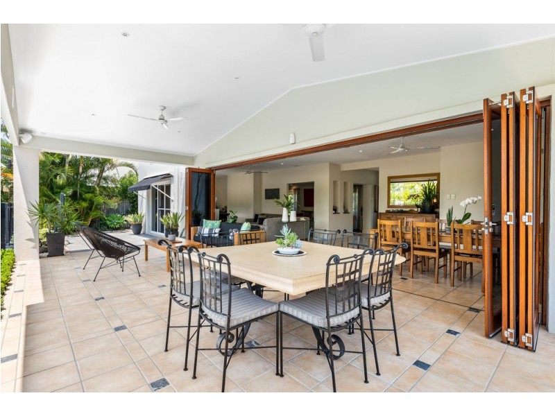 49 Halleys Crescent, Bridgeman Downs QLD 4035